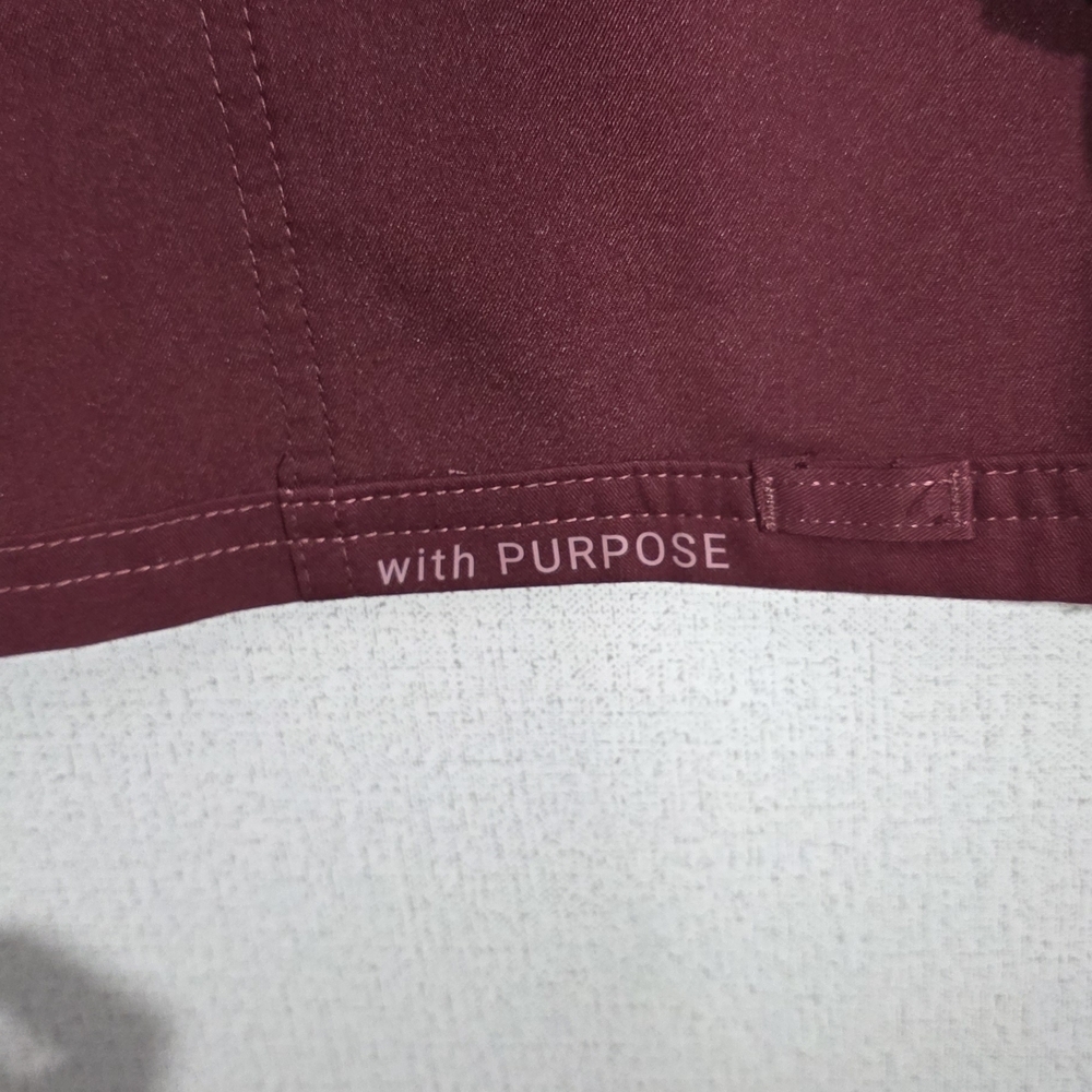 Jaanuu Women's Burgundy Top - Picture 4 of 6
